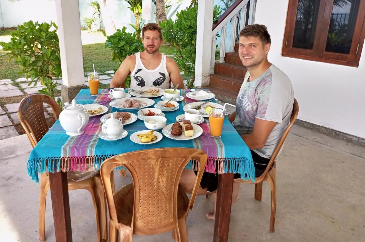 Rainbow Surf Beach Hotel Koggala Eksteriør billede