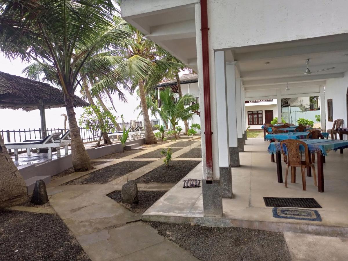 Rainbow Surf Beach Hotel Koggala Eksteriør billede
