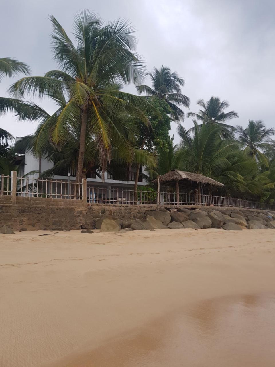 Rainbow Surf Beach Hotel Koggala Eksteriør billede