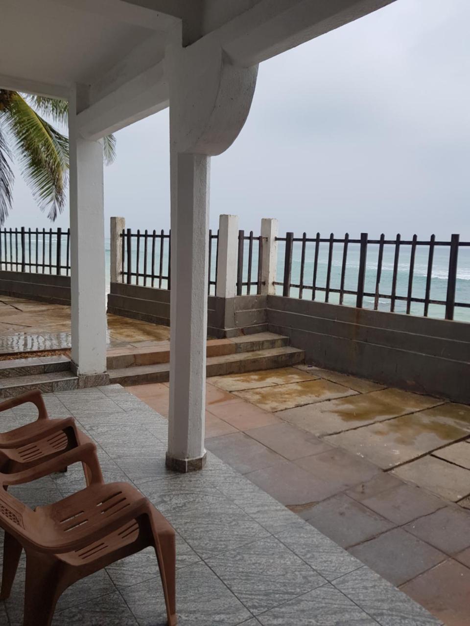 Rainbow Surf Beach Hotel Koggala Eksteriør billede