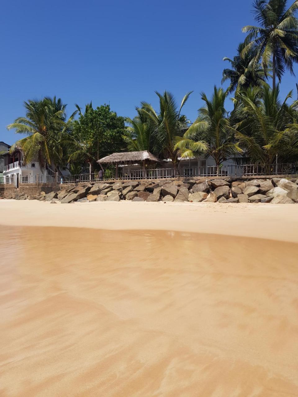 Rainbow Surf Beach Hotel Koggala Eksteriør billede