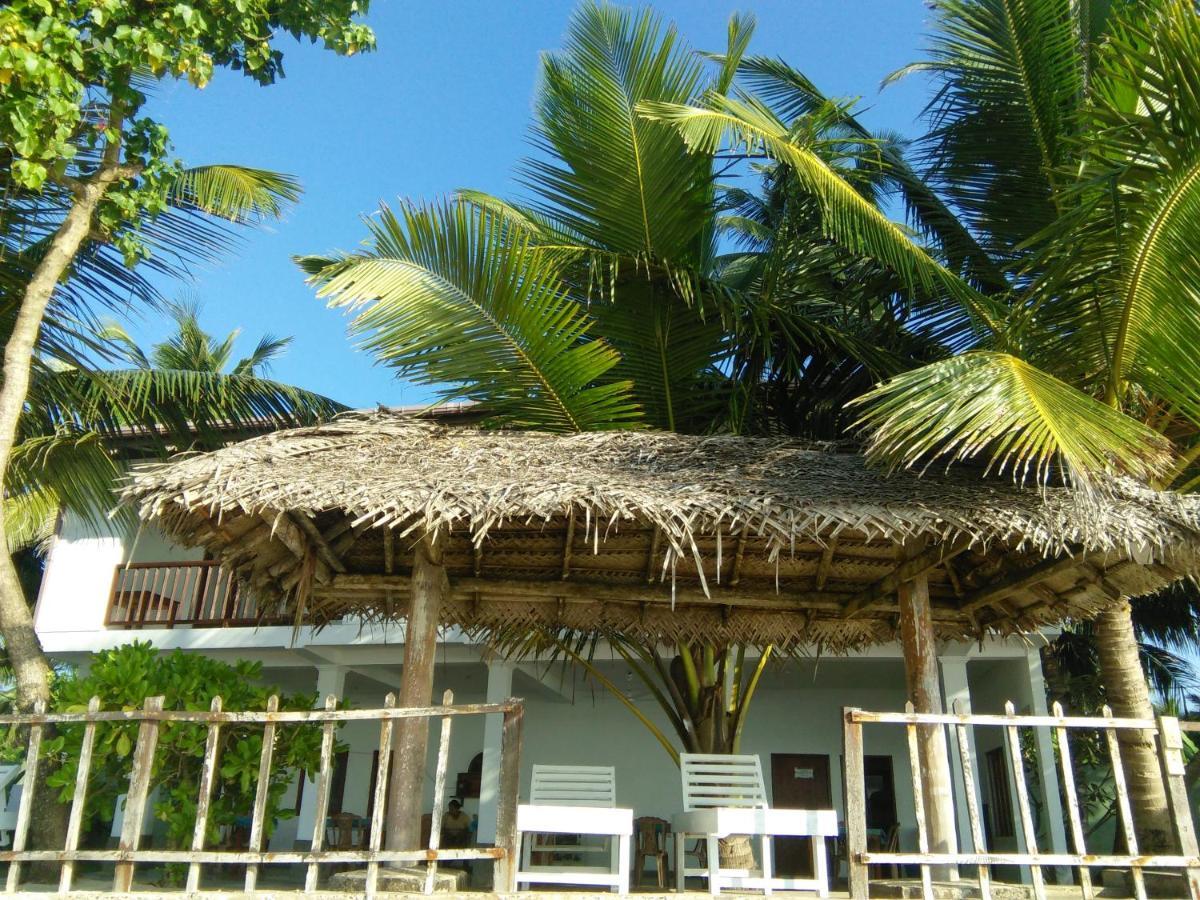 Rainbow Surf Beach Hotel Koggala Eksteriør billede