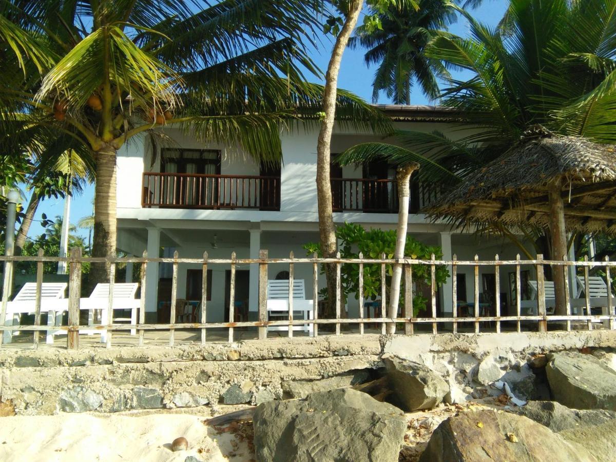 Rainbow Surf Beach Hotel Koggala Eksteriør billede